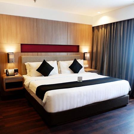 El Hotel Royale Bandung Exterior photo