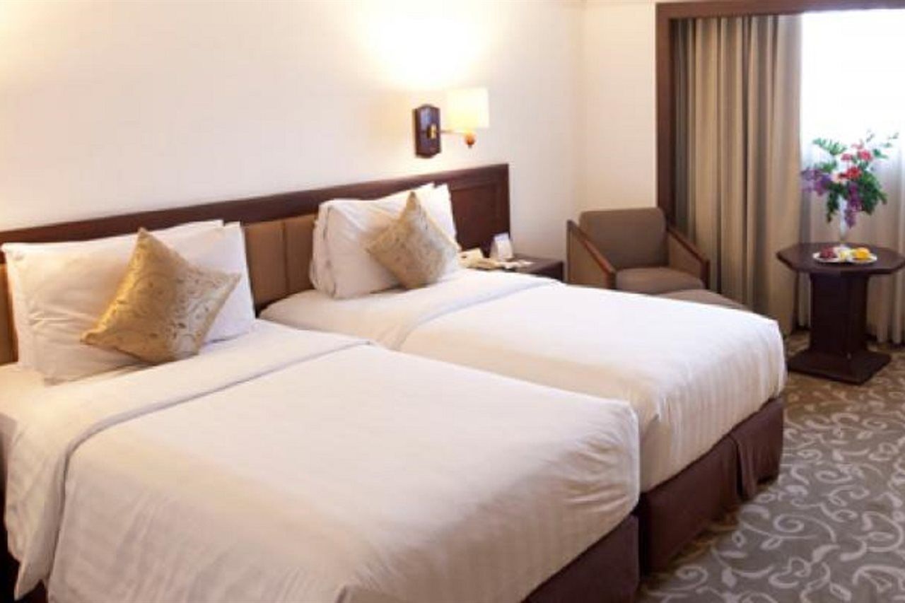 El Hotel Royale Bandung Exterior photo