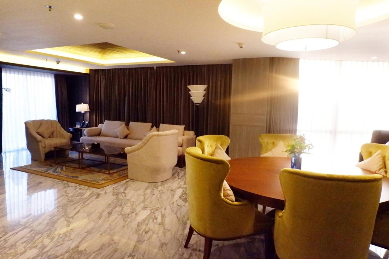 El Hotel Royale Bandung Exterior photo