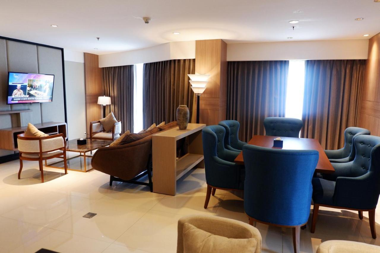 El Hotel Royale Bandung Exterior photo