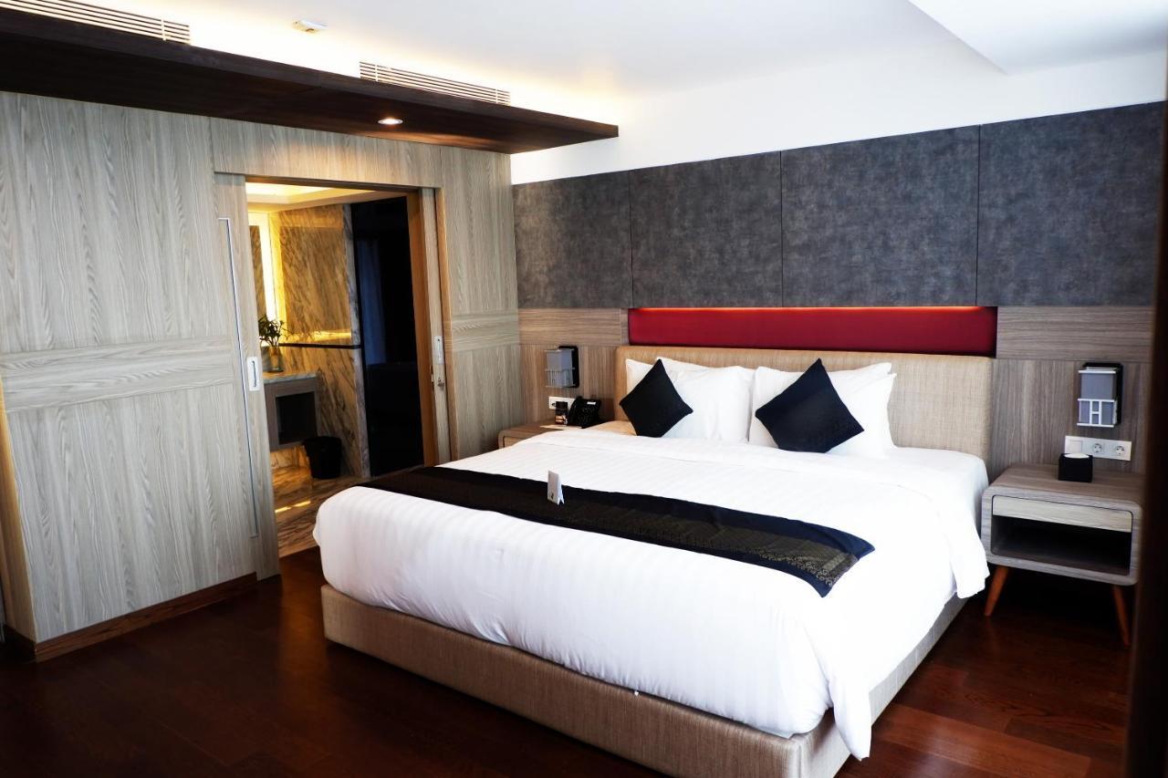 El Hotel Royale Bandung Exterior photo
